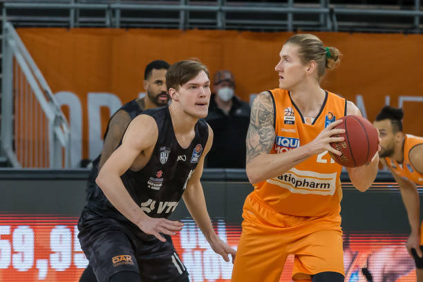 极上手和正 极上手和正